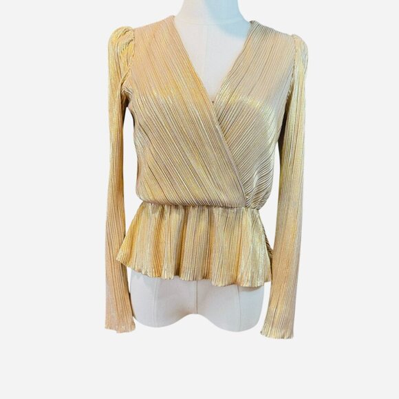 Gianni Bini gold pleated blouse.  V-Neck Long sleeves.  Size:XS - Picture 1 of 7